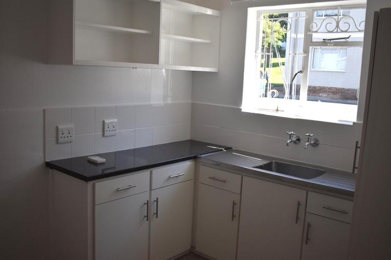 To Let 2 Bedroom Property for Rent in Wynberg Western Cape